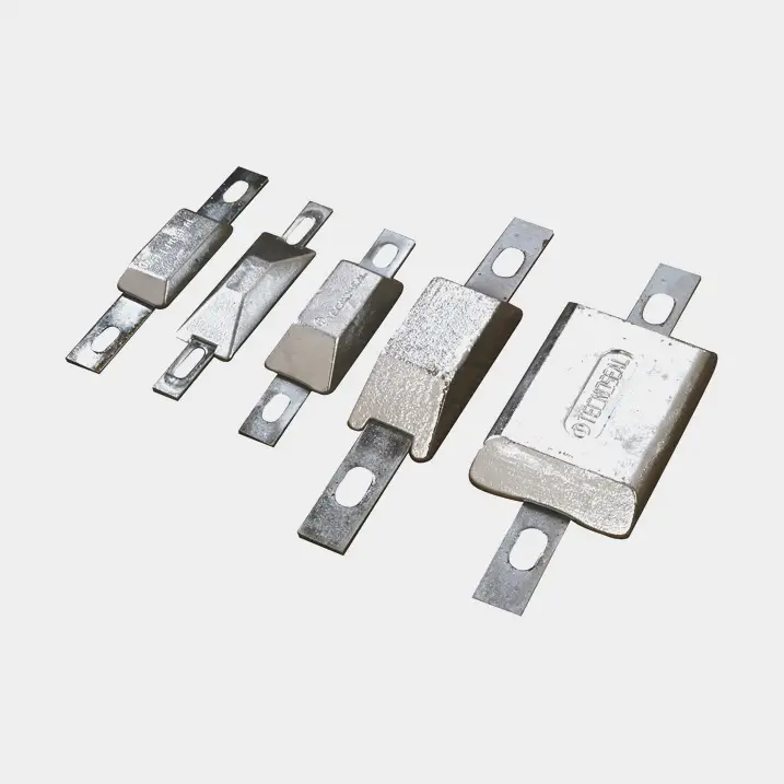 Anode en aluminium Tecnoseal, 0.85 kg, pour gouvernail/coque/volet, C/C 180 mm Commander Vite