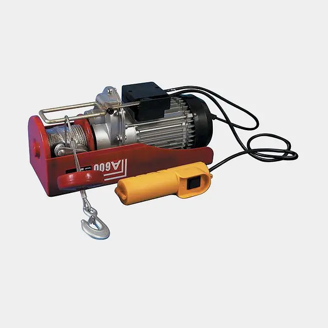 Quantité Limitée Treuil électrique de remorque Rock, 230 V, 600 kg, 1300 W + frein + commande + câble (Ø5,6 mm x 11 mètres)