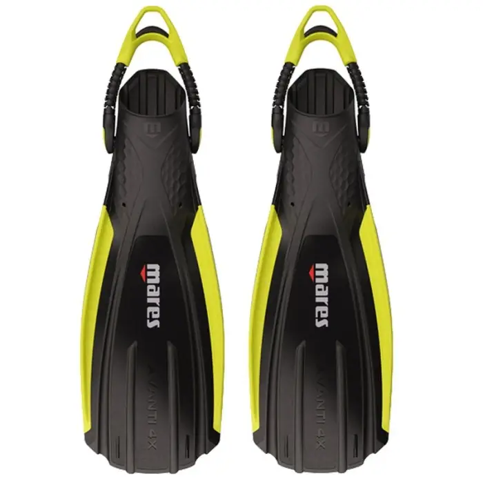Achetez Aujourd'hui Palmes réglable Mares Avanti Quattro 4X - Black-Black/Yellow Fluo